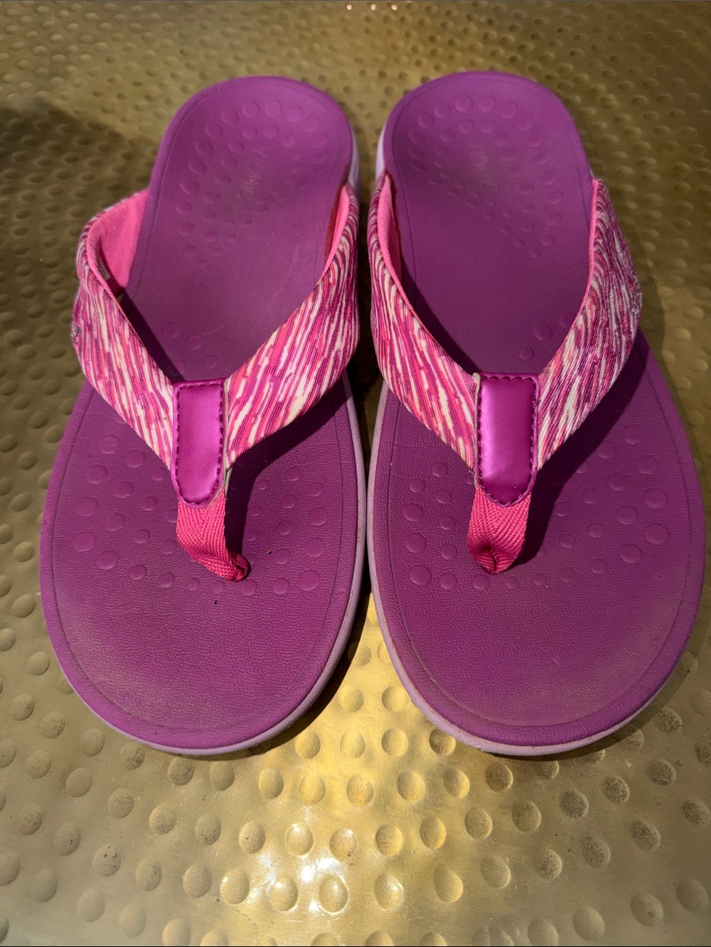 Vionic Purple and Pink Women's Flip Flop Sandals